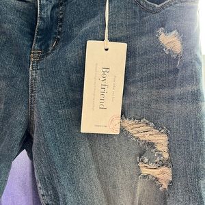 NWT distressed boyfriend jeans